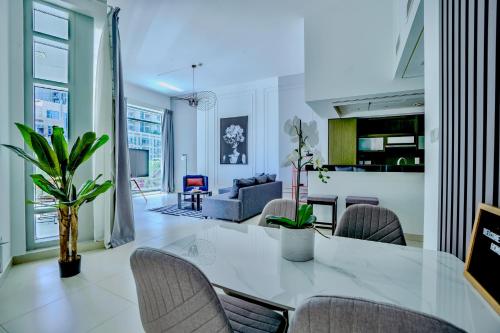 New Modern Apartment 1BHK 5 min walk to Dubai Mall 99walk score, Dubai (photo 10)