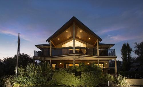 

Murray River Lodge Luxury Boutique Accommodation B&B