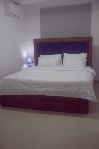 The Motel One - Colombo Border - image 5