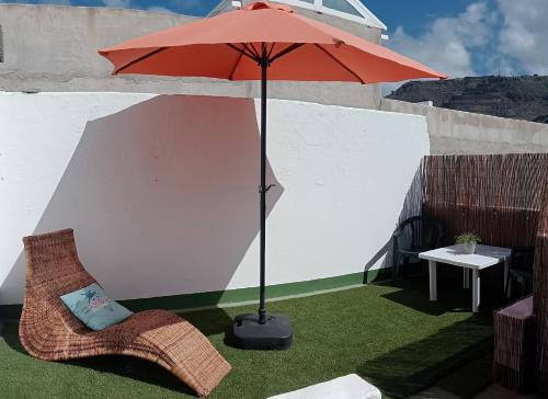 Piso magico junto al mar con gran terraza in Santa María de Guía