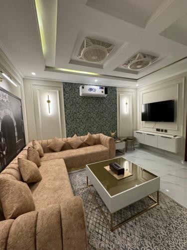 Emerald Villa 2 - image 2