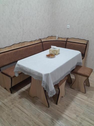 Kitchen, Mark in Yeghegnadzor