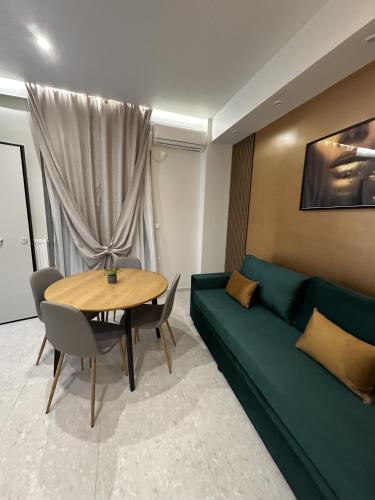 Smart Lux Apartment A, Ateny