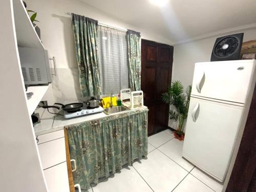 Estrategico Aeropuerto Mini Apto 1 No parqueo in Desamparados