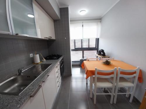 Køkken, Azores Physis Apartment - sea view in Ribeira Grande
