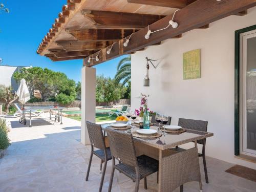 Las Estrellas - Villa With Private Pool In Cala Llombards Free Wifi