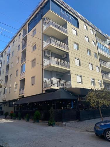 . Aria Apartments