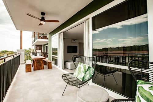 Blue Venao CONDO APARTMENT B21 in 拉斯埃斯奧巴德爾貝納多