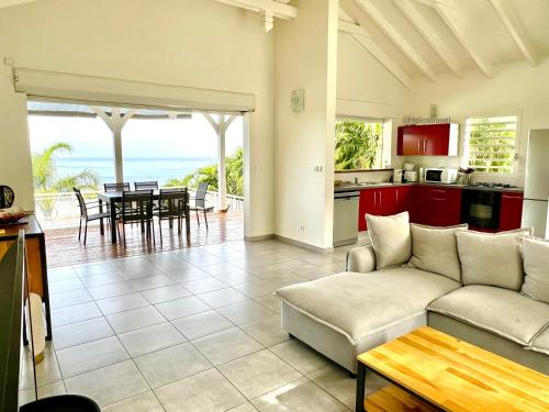 Surrounding environment, Villa Tropical Quintet in Deshaies