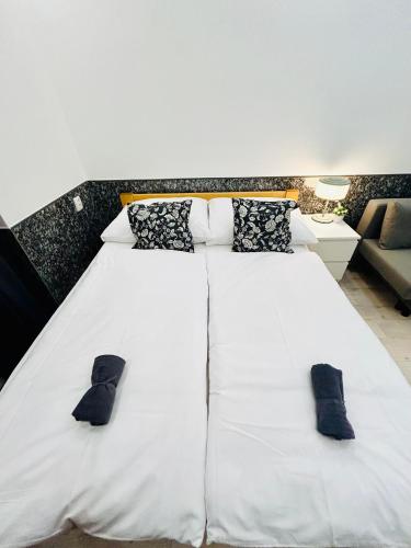 Modern Spacious Apartment in center Prague, Praha (fotografie 11)