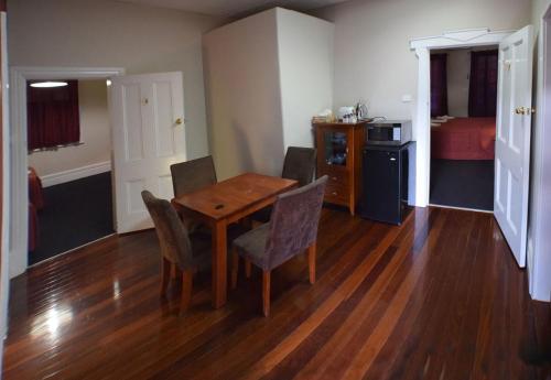 設施, 卡爾古利宮殿酒店 (The Palace Hotel Kalgoorlie) in 卡爾古利