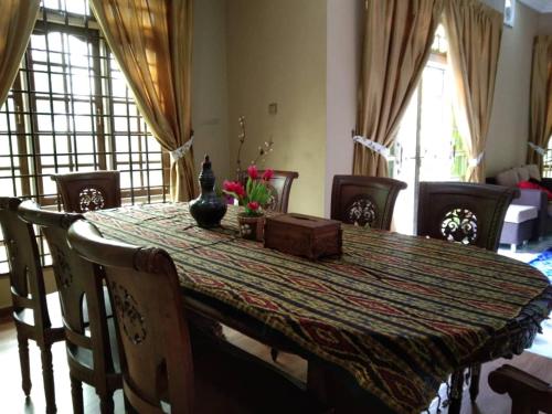 Rumah Tamu DQ in Kadok