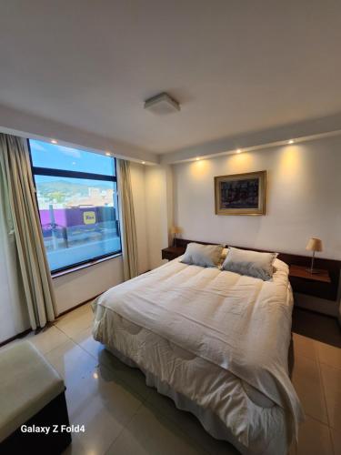 One-Bedroom Apartment image 3
