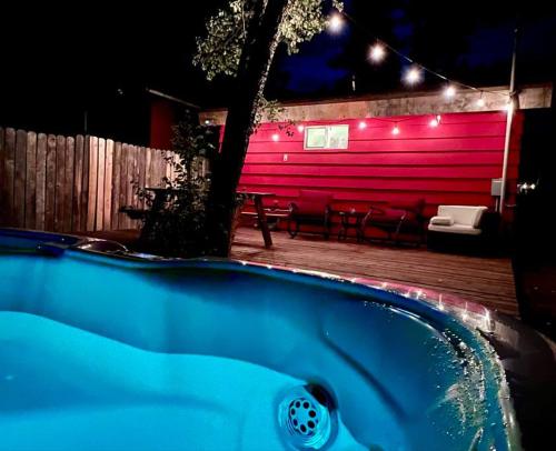 Private hot tub deck pets WiFi The Little Red Box in Big Bear City, USA