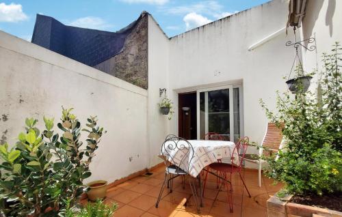 Lovely Home In La Roche-bernard With Wifi - Location saisonnière - La Roche-Bernard