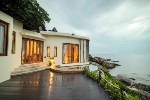 Nangyuan Island Dive Resort in Koh Nang Yuan