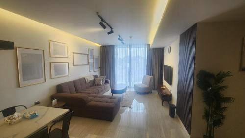 Amazing new apartment in the middle of Amman - image 6