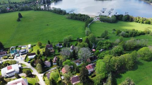 Tampilan eksterior, Chata pod javorem in Frymburk