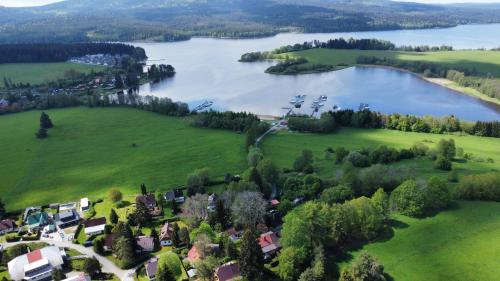 Tampilan eksterior, Chata pod javorem in Frymburk