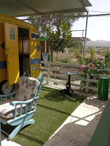  Caravanas y habitaciones para relajarse in Sax