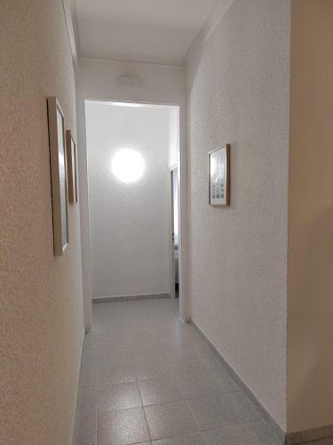 Hostal Dragonflybcn - image 2
