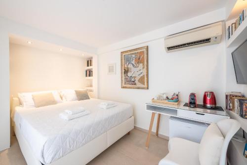 A Room with a View - image 13