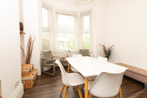 Homely Ensuite Room near City Centre, Манчестер (фото 7)