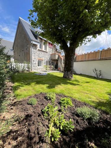 Gîte du Tilleul - Sauna & Jardin gîte à louer Olby