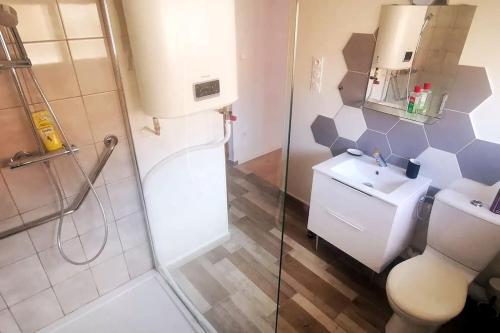 Fürdőszoba, La COSY CASA in Grande-Synthe