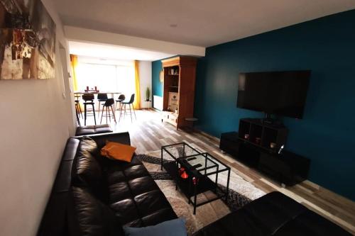 Közös társalgó / TV, La COSY CASA in Grande-Synthe
