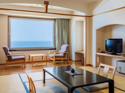 Japanese-Style Room with Sea View - Smoking