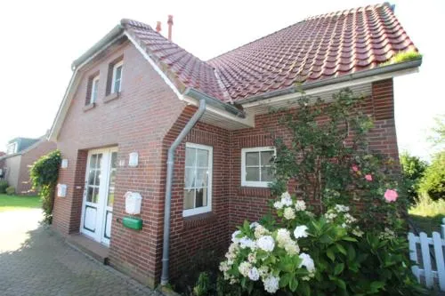 Ferienwohnung Cafe Caro in Carolinensiel, Deutschland