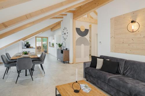FENJOY Ferienapartments am Chiemsee mit Bergblick in Bernau am Chiemsee, Deutschland