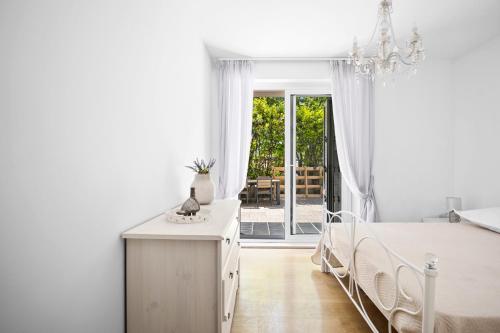 City Vibe Villa with pool, Split (photo 9)