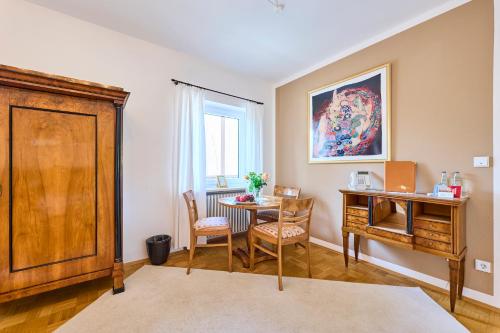 Hotel Waldgasthof Buchenhain – Munich, WY