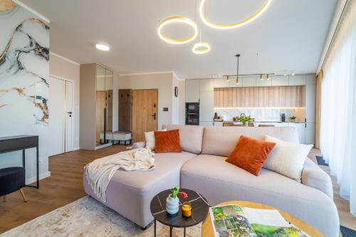 P R A T U M 17 Apartament z widokiem na jezioro