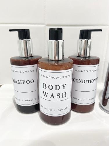 Cosy Cart Shed in Evesham