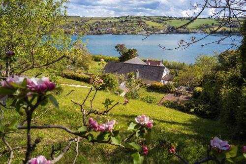 The Curlews - Waterside, boutique home with 360 panoramic views and 10 person Hyool, Teignmouth