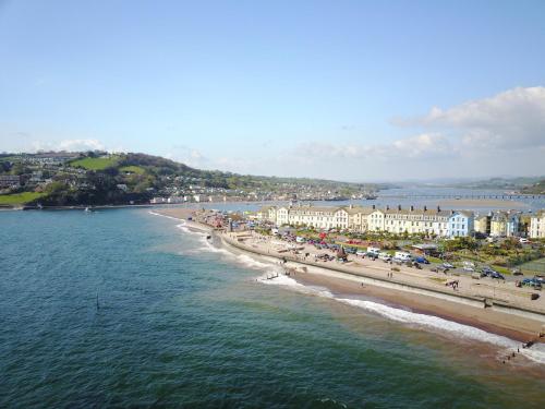 The Curlews - Waterside, boutique home with 360 panoramic views and 10 person Hyool, Teignmouth