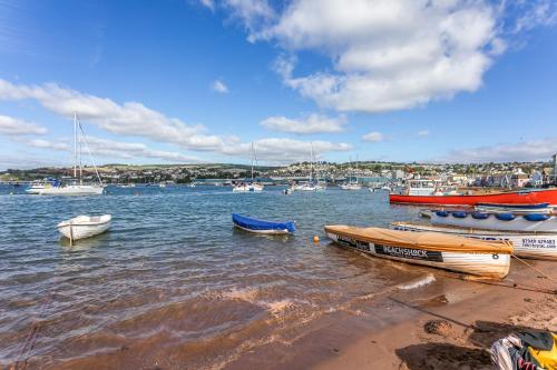 The Curlews - Waterside, boutique home with 360 panoramic views and 10 person Hyool, Teignmouth