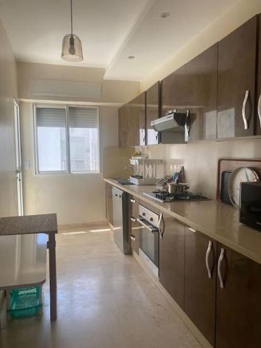 Magnifique appartement proche de CasaNearshore, Iscae, airport, Casablanca (fotografie 6)
