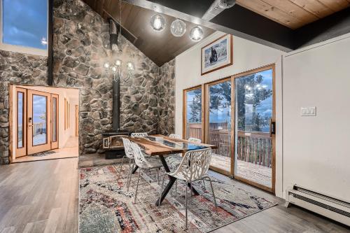 Starry Summit 4WD Oasis home in Nederland, USA