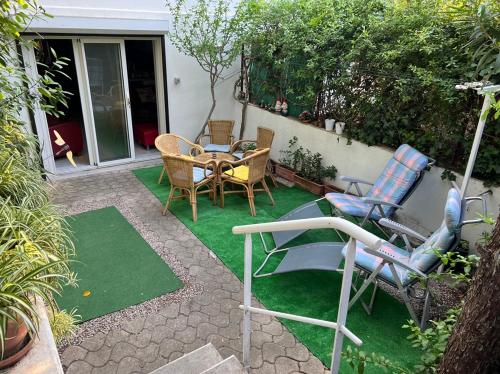 Peaceful beachfront with garden - Location saisonnière - La Ciotat