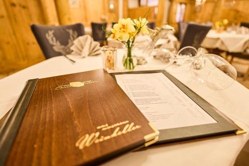 Hotel Waldgasthof Buchenhain – Munich, WY