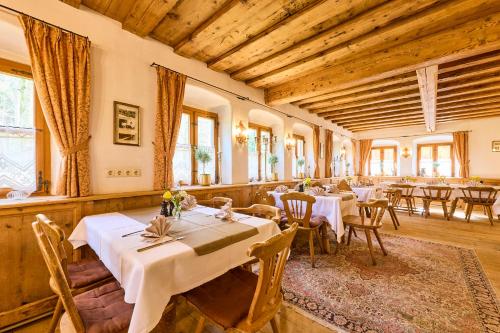Hotel Waldgasthof Buchenhain – Munich, WY