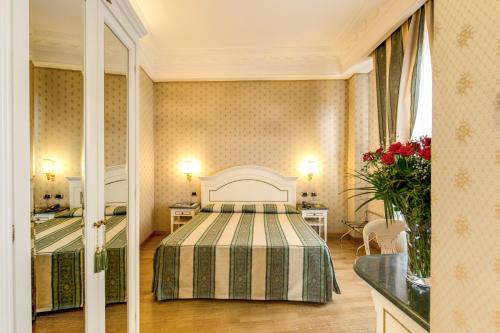 Hotel La Lumiere Di Piazza Di Spagna, Rzym (zdjęcie 5)