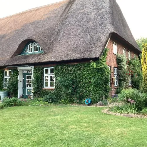 Gemütliche Wohnung im alten Bauernhaus in Bälau, Deutschland