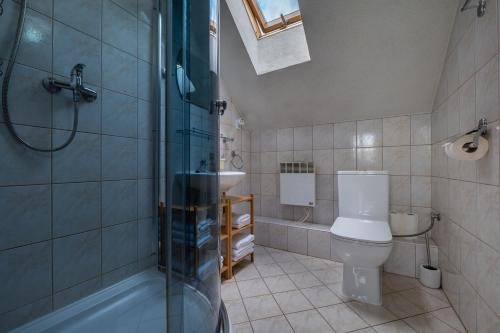 Apartment with Balcony image 8