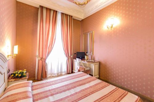 Hotel La Lumiere Di Piazza Di Spagna, Rzym (zdjęcie 6)