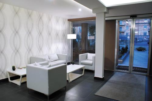 Hotel Leopardi - image 13